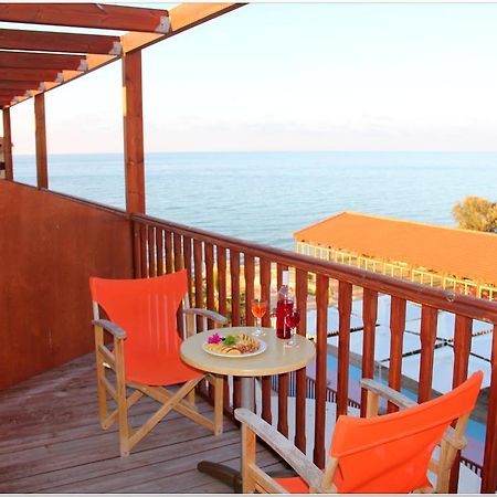 Agelia Beach Hotel Sfáka Esterno foto