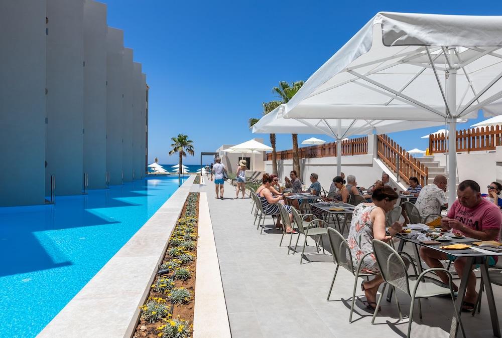 Agelia Beach Hotel Sfáka Esterno foto