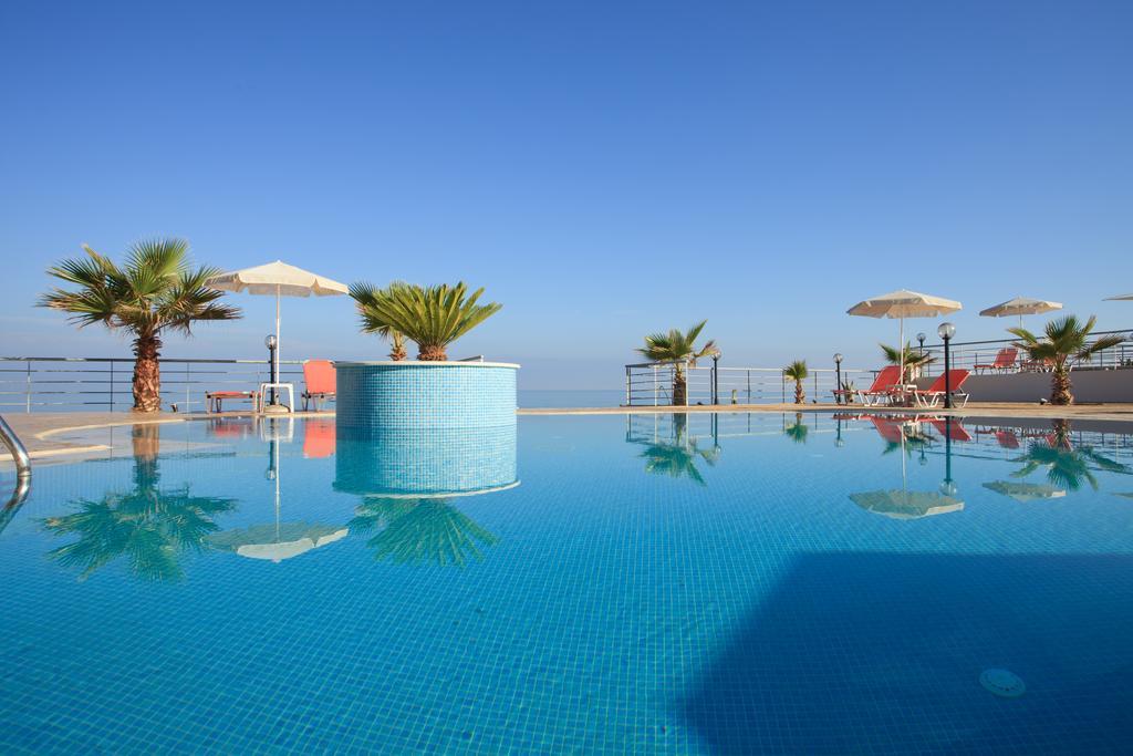 Agelia Beach Hotel Sfáka Esterno foto
