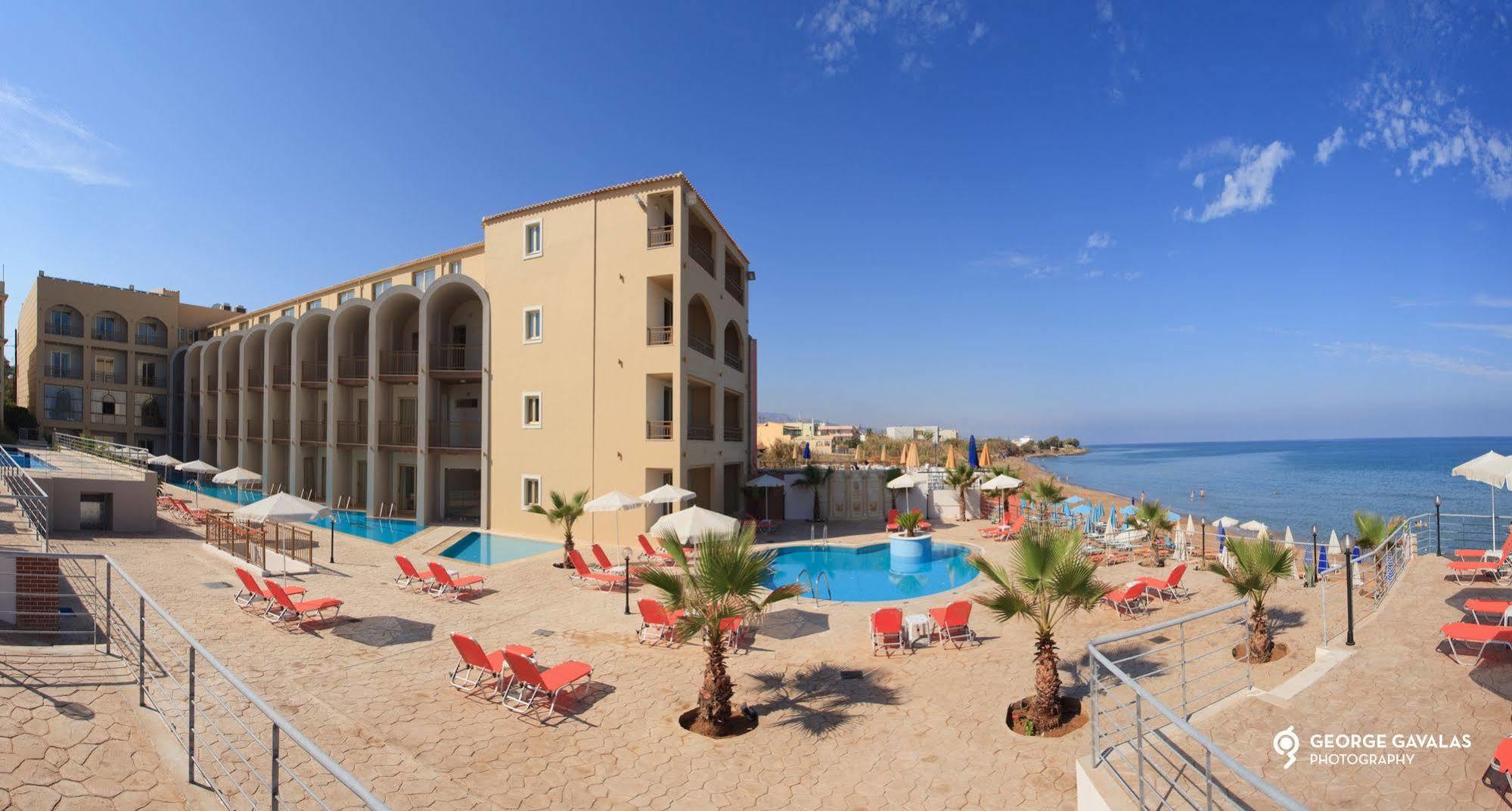 Agelia Beach Hotel Sfáka Esterno foto